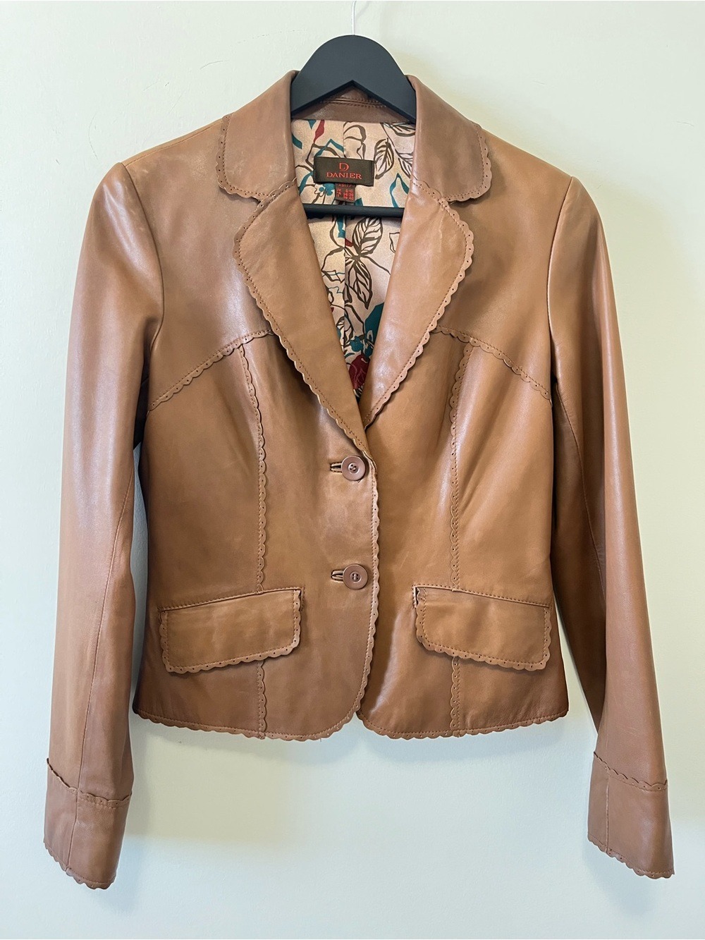 Danier Vintage Brown Camel Genuine Leather Button Front Jacket Size XS